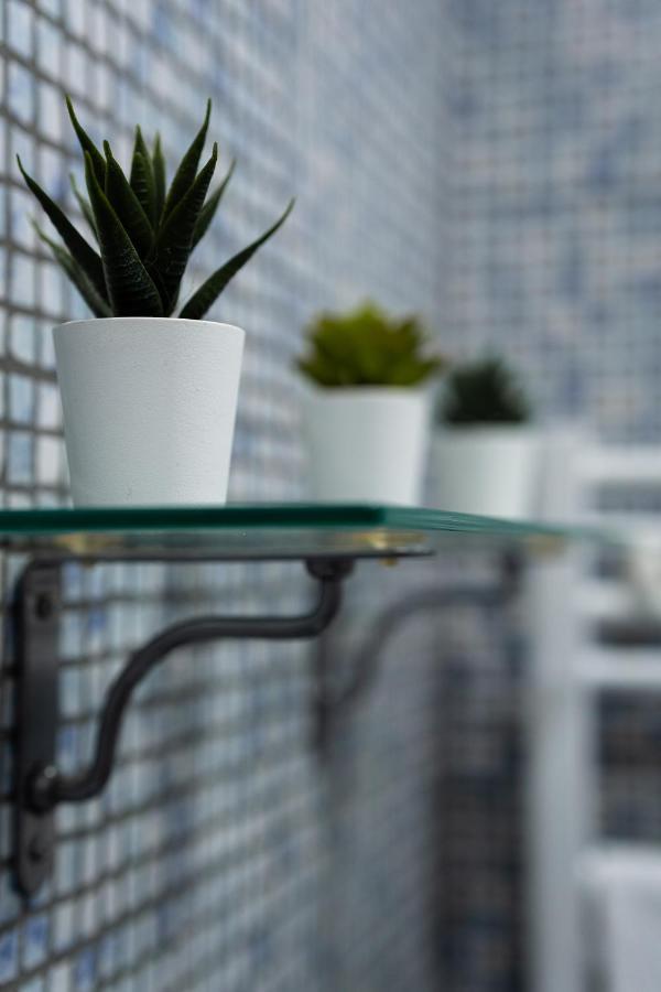 Tie Tie Couette-café